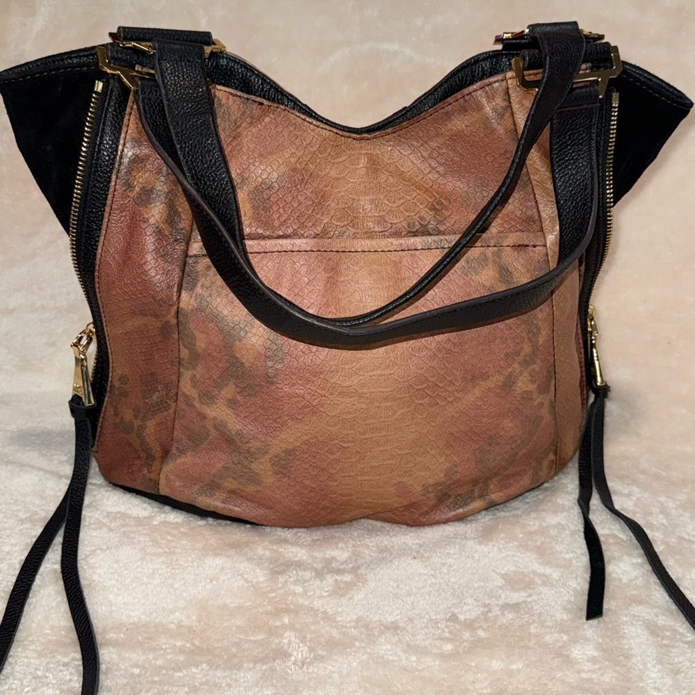 Aimee Kestenberg Leather Shoulder Bag Black Brown Snakeskin Tote Gold Hardware - Picture 3 of 16